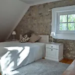 Nemespecsely Udvarhaz Appartement Pécsely