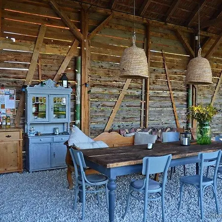 Nemespecsely Udvarhaz شقة Pécsely