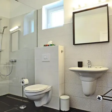 Nemespecsely Udvarhaz شقة Pécsely