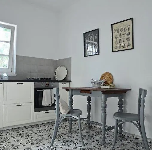 Nemespécsely Udvarház Apartman